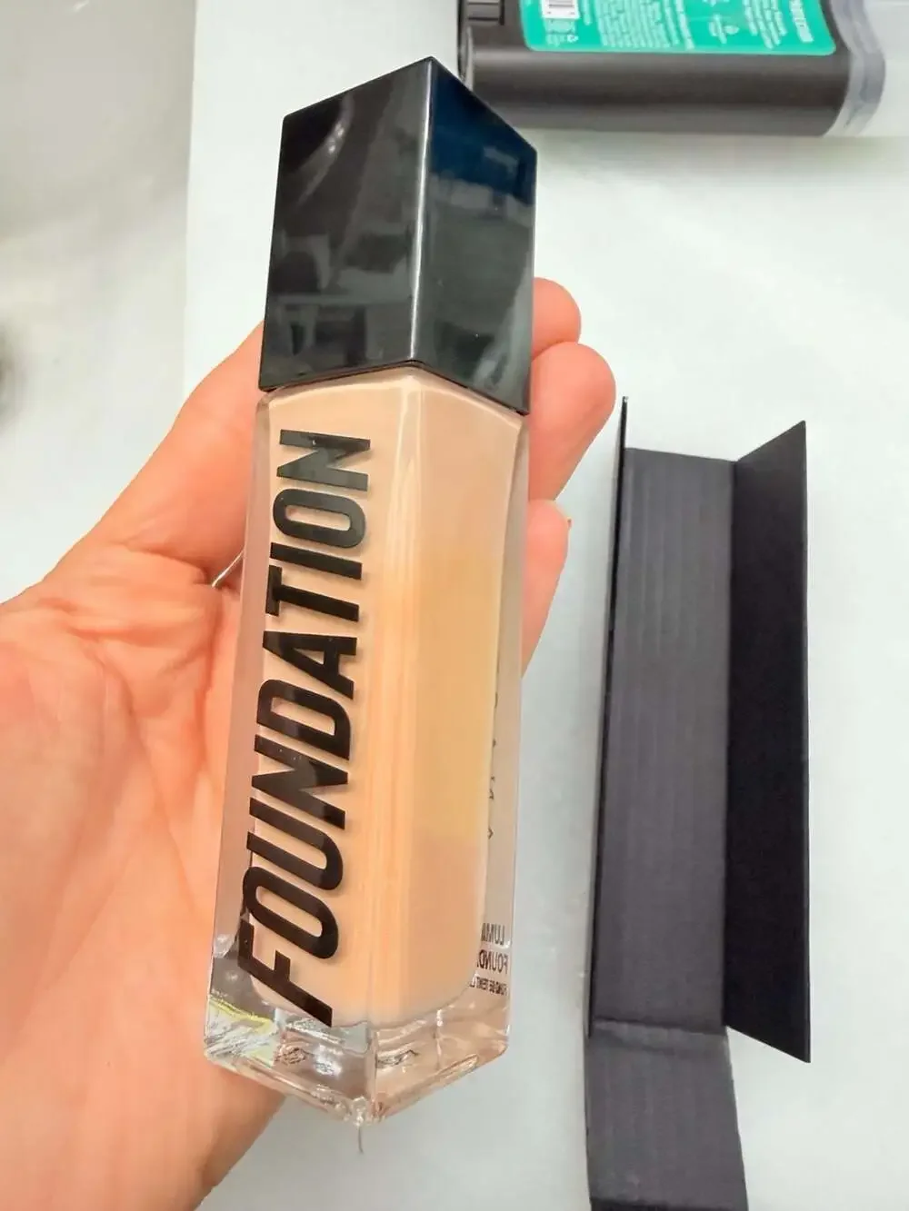 Anastasia Beverly Hills Luminous Foundation in 150W